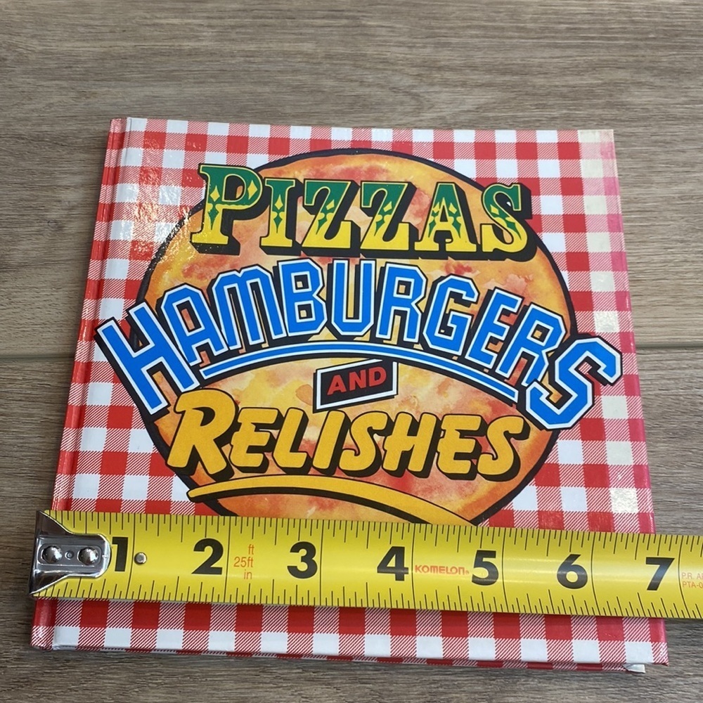 1983 Pizza Hamburgers and Relishes Vintage Cookbook - Picture 7 of 8